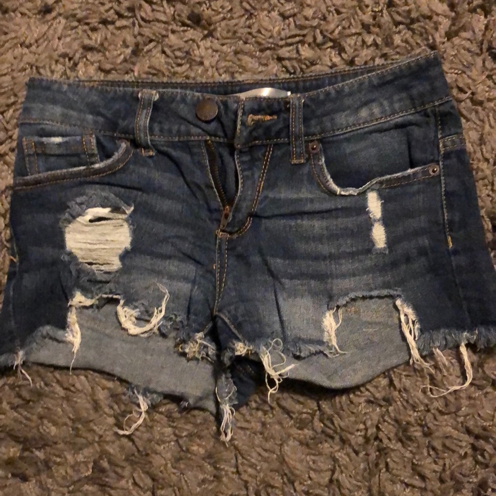 No Boundries Ripped Jeans Shorts